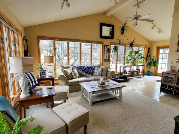 122 E Marylyn Ave, State College, PA 16801