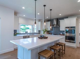 9515 Sugar Babe Dr, Gilroy, CA 95020