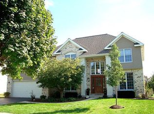 2559 Walnut Ave, Geneva, IL 60134