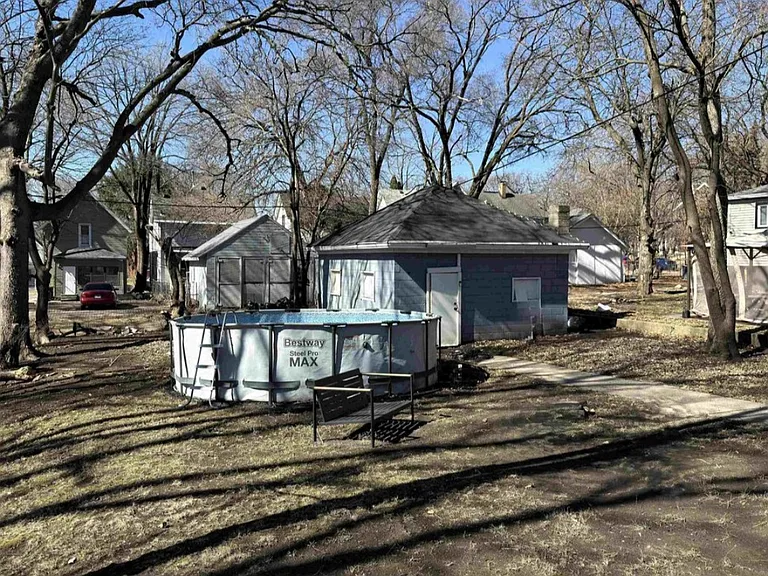 1036 N Winnebago St — Photo 18