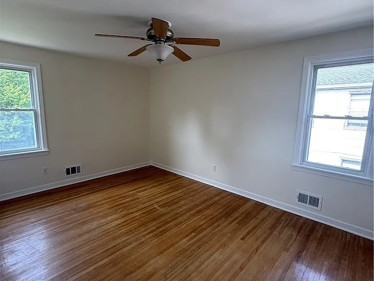 113 Argyle Ave #UPPER — Photo 15