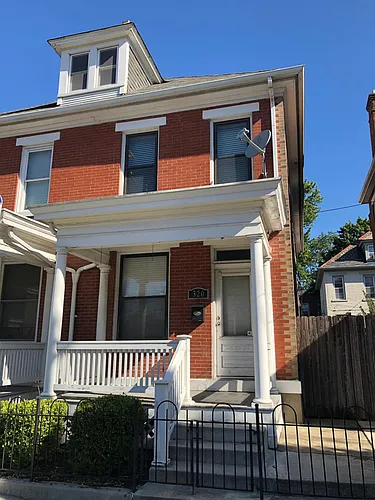 320 E Whittier St Photo 1
