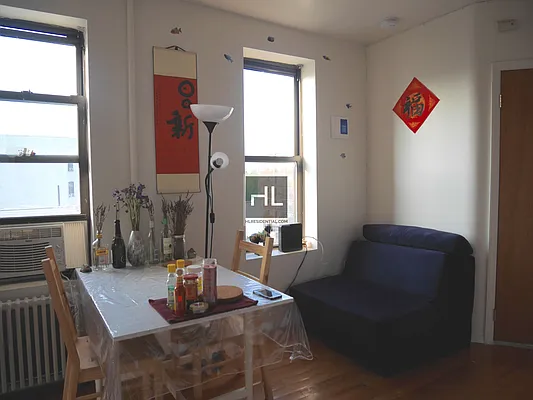 Rented by Highline Residential | media 22