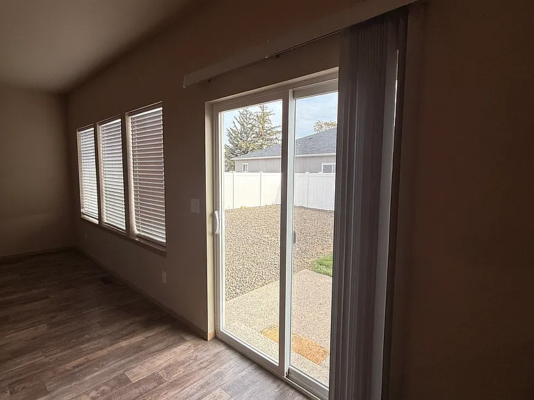 2900 Swan Ave #1 — Photo 22