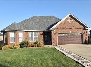 5431 Hawthorne Gln, Charlestown, IN 47111