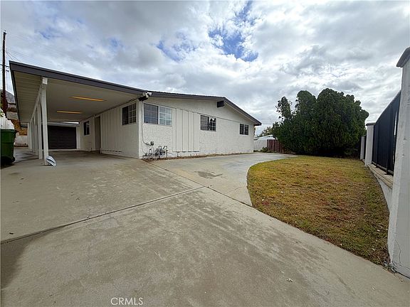 2nd image of 13658 Garrick Ave