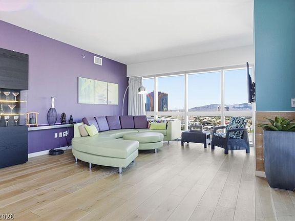 3rd image of 4471 Dean Martin Dr Unit 1010