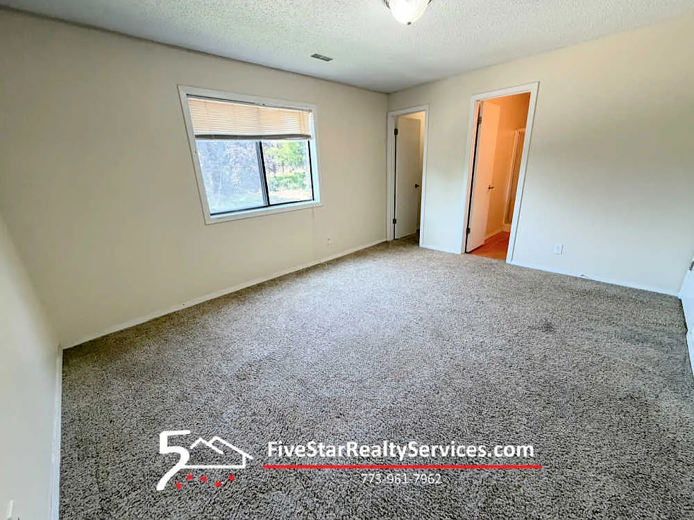 2 bed, 1100 sqft, $1,750 — Photo 4