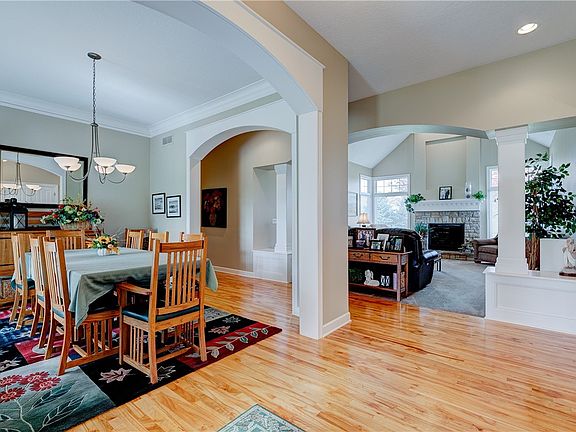 5th image of 29139 Woodland Hills Dr