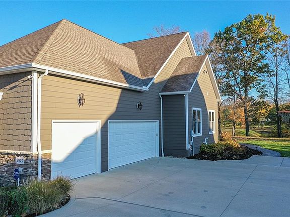 3rd image of 2975 Fawn Lake Dr