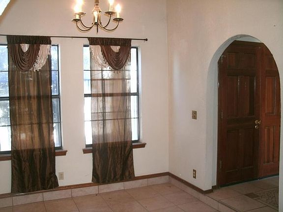 2nd image of 11816 Henry Phipps Dr