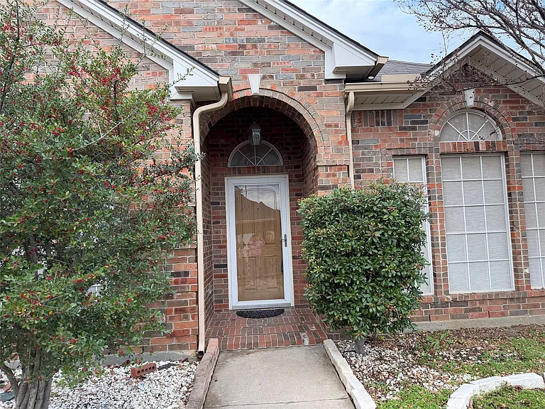 8617 Shadow Trace Dr — Photo 4
