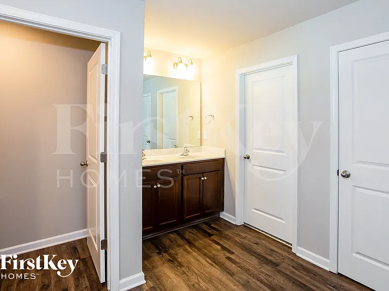 10724 Rivergate Dr NW — Photo 12