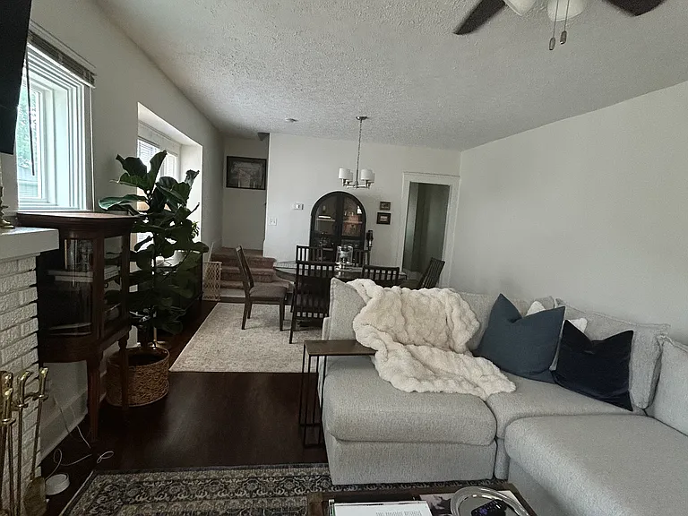 1293 Warren Rd — Photo 11