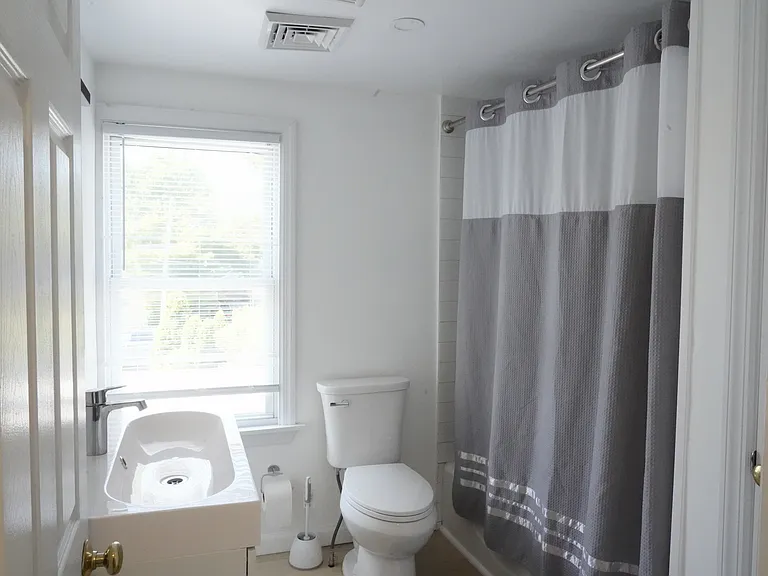 Bathroom #2