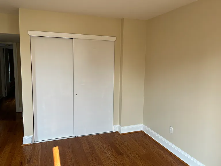 1706 Green St #2R — Photo 17