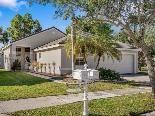 1028 Sequoia Ln, Weston, FL 33327