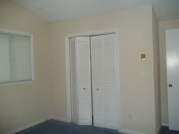 5th image of 506 Forestdale Dr