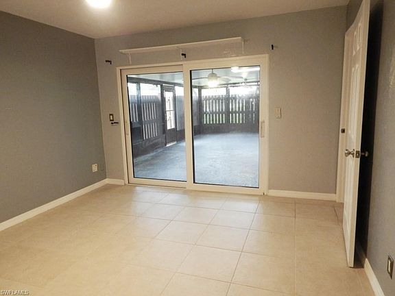 5th image of 5612 Foxlake Dr