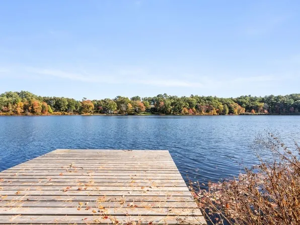 200 Cherry Ln, Duxbury, MA 02332