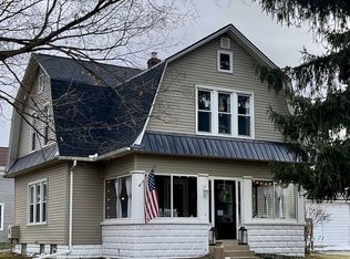 409 Race St, Leonard, MI 48367