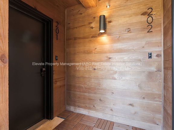 4th image of 844 NW 43rd St #201