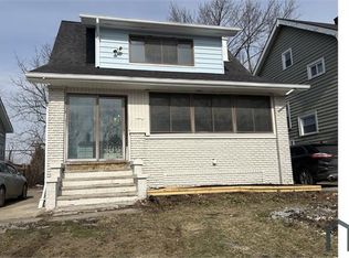 13315 S Parkway Dr, Garfield Hts, OH