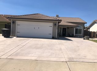 740 Maple Ave, Livingston, CA 95334
