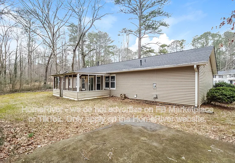 2482 Fairfield Ct SW — Photo 15