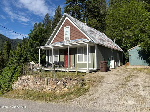 108 Dewey St, Mullan, ID 83846