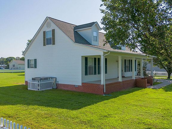 2nd image of 170 Heather Ln