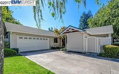1141 Tiffany Ln photo 1