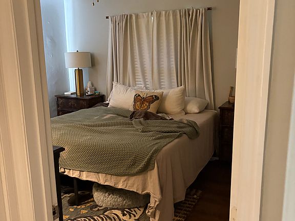 3rd image of 408 E 57th St