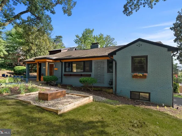 1108 Vassar Rd, Alexandria, VA 22314