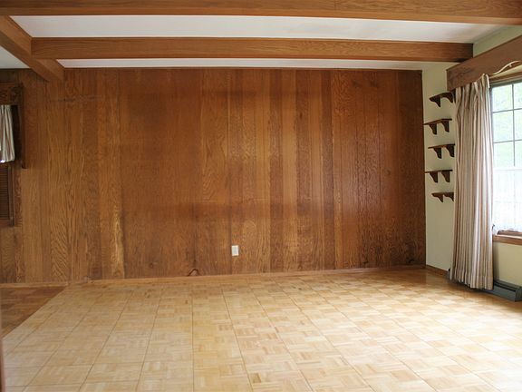 4th image of 279 Hillcrest Ln
