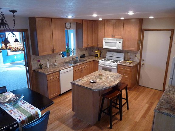 3rd image of 5174 Pillar Creek Ave SE