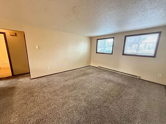 2nd image of 4832 Basswood Dr