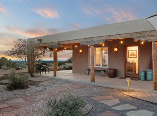 1110 Tano Del Este, Santa Fe, NM 87506