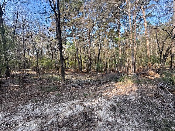 4th image of 674 J Henry Rd #J