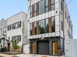 125 Collard St #1, Jersey City, NJ 07306