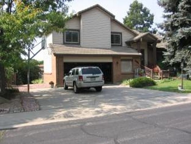 2nd image of 7437 Queen Cir