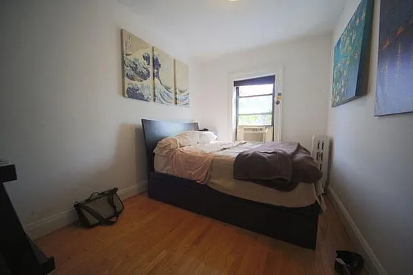 Rented by Metropolitan Realty | media 4