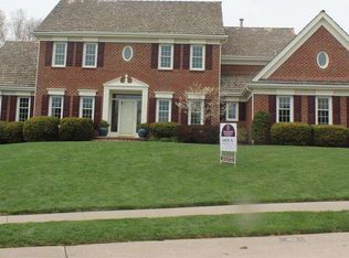 818 N 159th Cir, Omaha, NE 68118