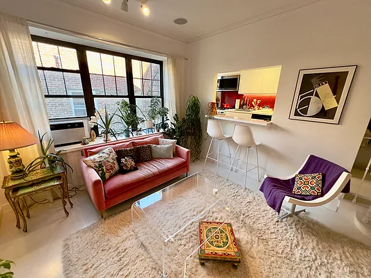 Rented by Compass | media 11