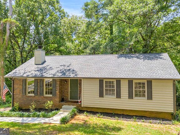 2nd image of 113 Crossbow Cir