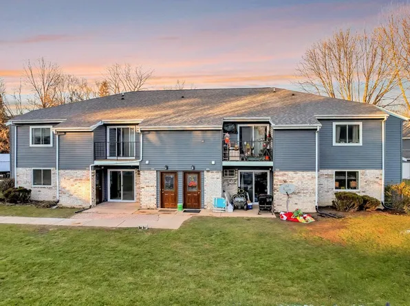 1505 Whispering Pines Way, Fitchburg, WI 53713