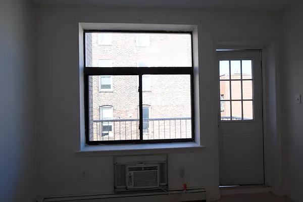 Rented by REAL New York | media 11