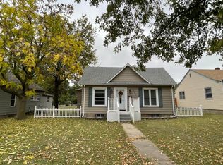221 W 13th St, Larned, KS 67550