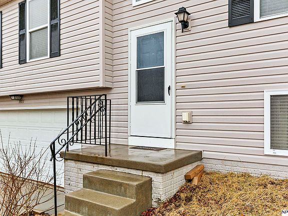2nd image of 16131 Cherrywood St