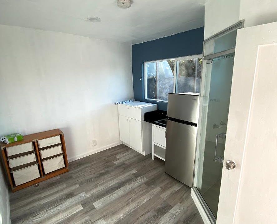 1st image of 1408 Colton St #A